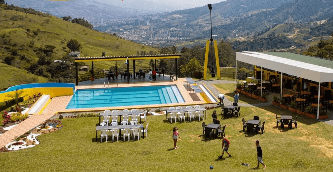 7 Miradores en Medellín para almorzar en familia