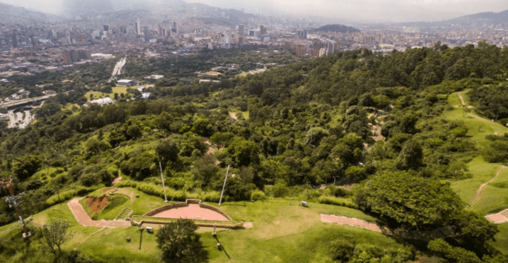 1. Cerro El Volador | Robledo