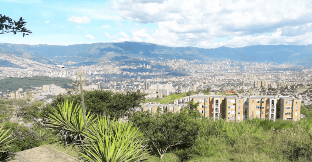 12. Mirador del Valle | La Aurora